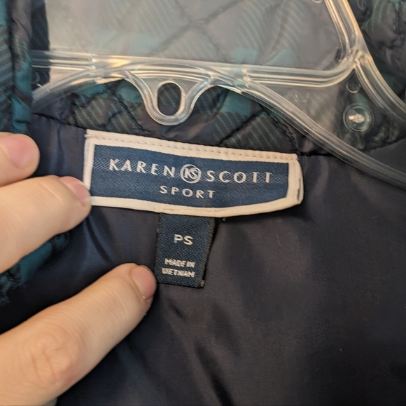 Karen Scott Quilted Full Lightweight Vest - Picture 2 of 6